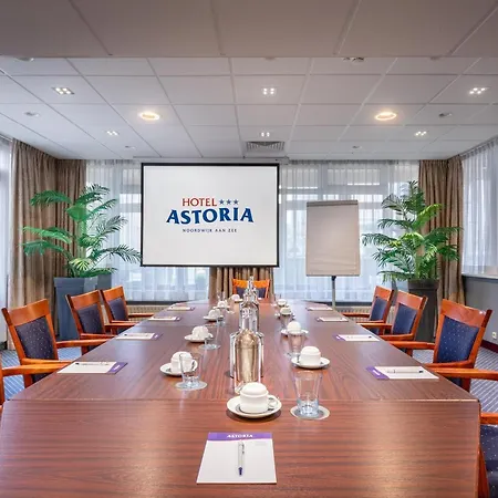 Two Brothers Astoria 3* Noordwijk