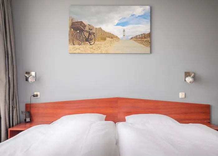 Two Brothers Astoria 3* Нордвейк-ан-Зее