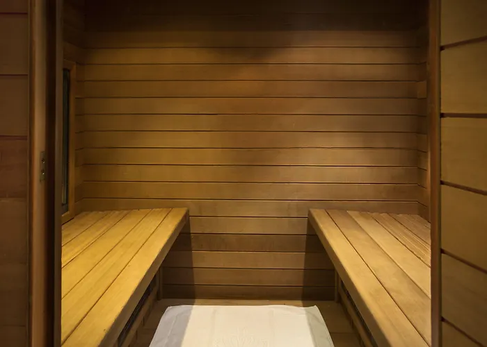 Two Brothers Astoria Нордвейк-ан-Зее