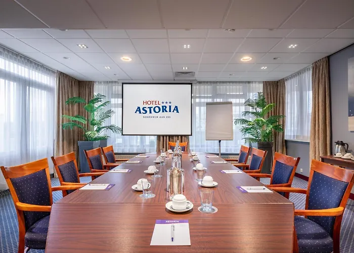 Two Brothers Astoria 3* Нордвейк-ан-Зее